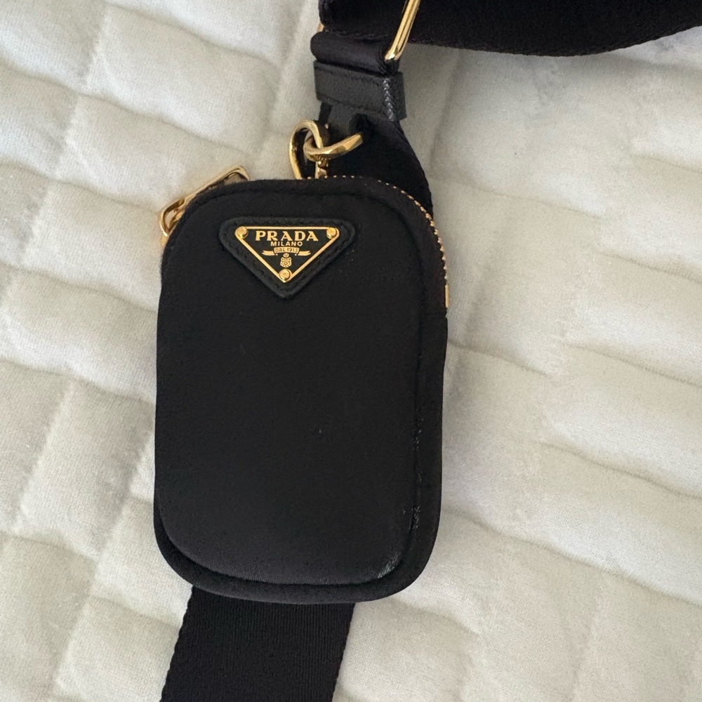 Prada Black and Gold Chain Shoulder Bag - Picture 3 of 5